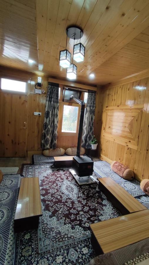 Trinity Homestay Kasol Exterior foto