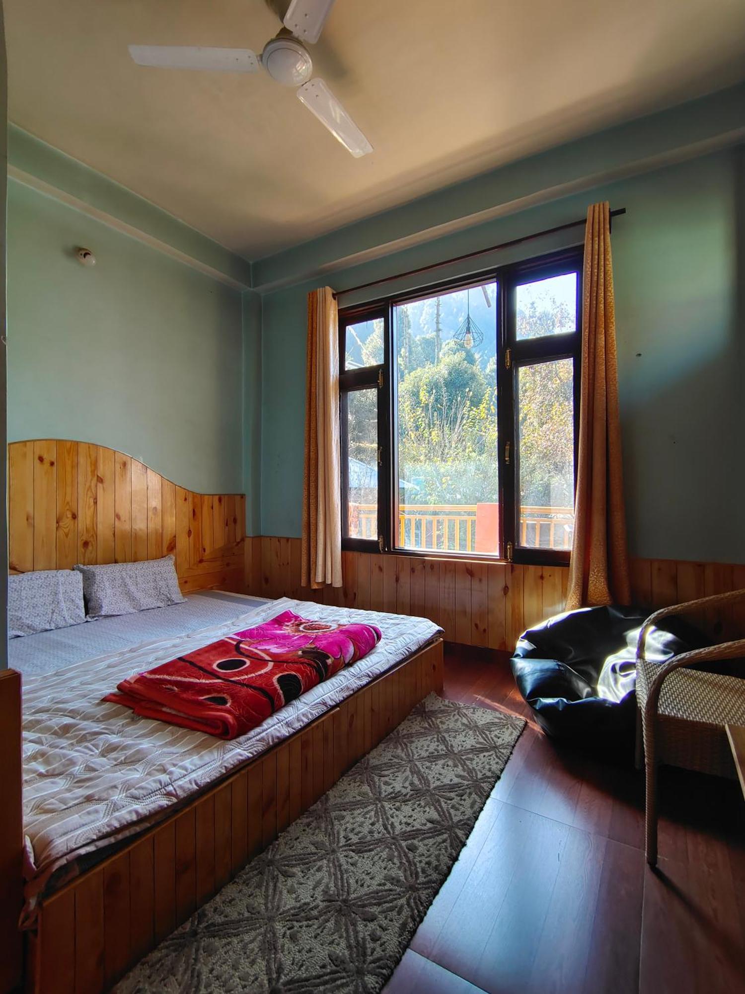 Trinity Homestay Kasol Exterior foto